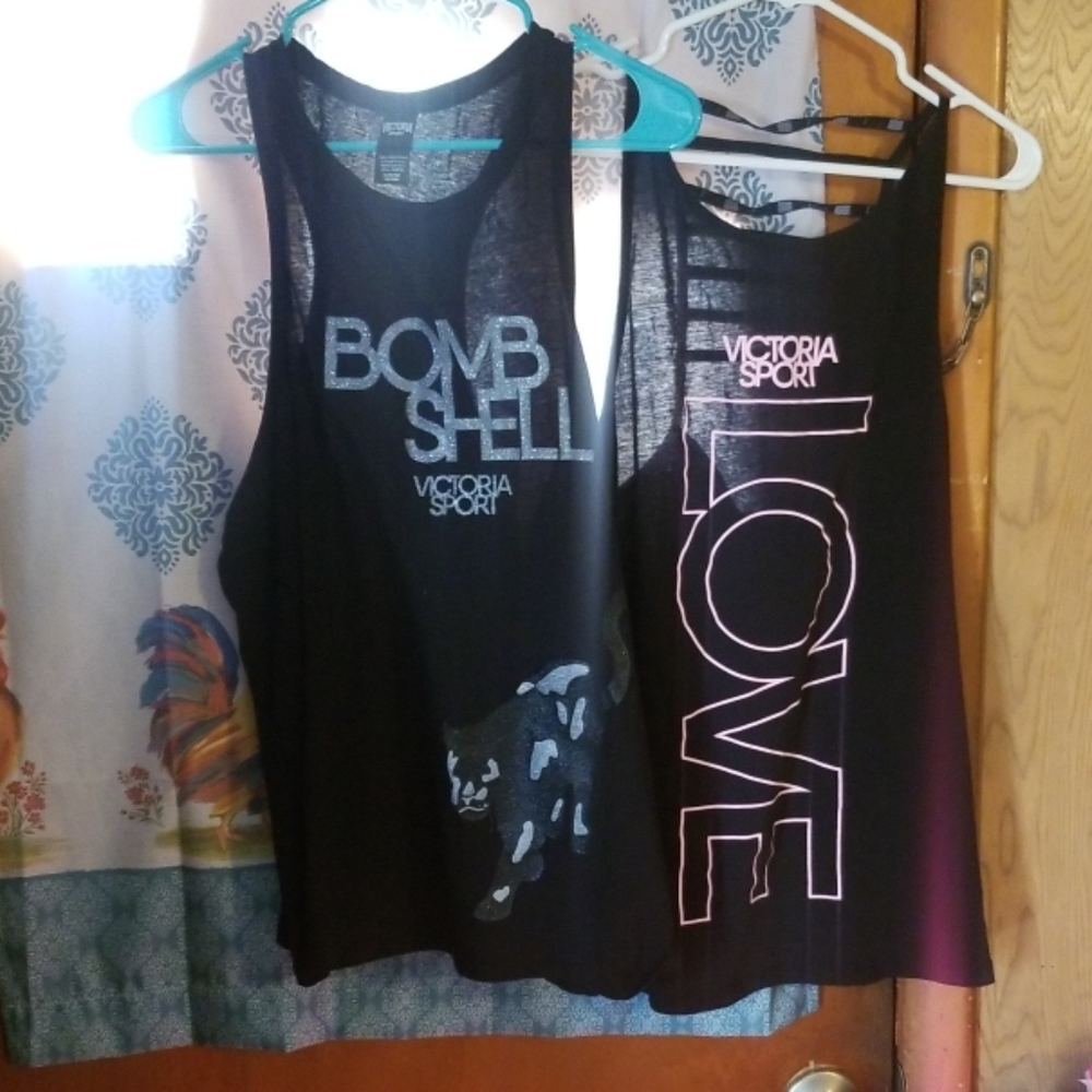 Lot of 2 Victoria's secret sport tops size Xl